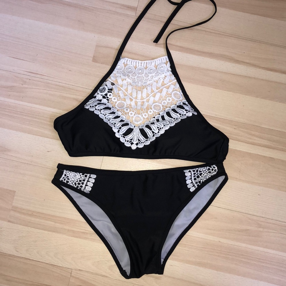 Bathing suit